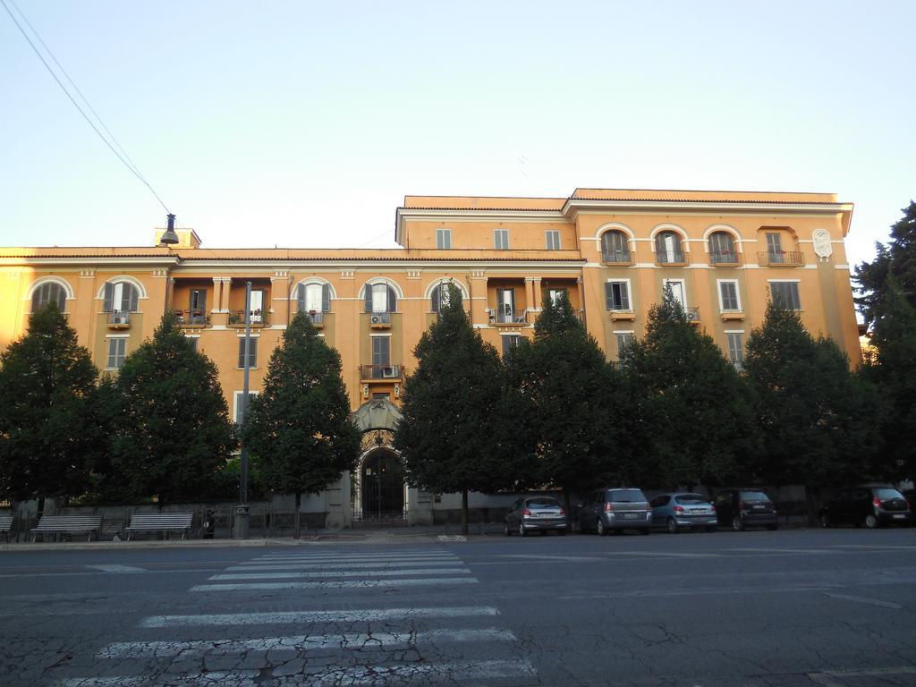 Sunny Guest House Roma Exterior foto