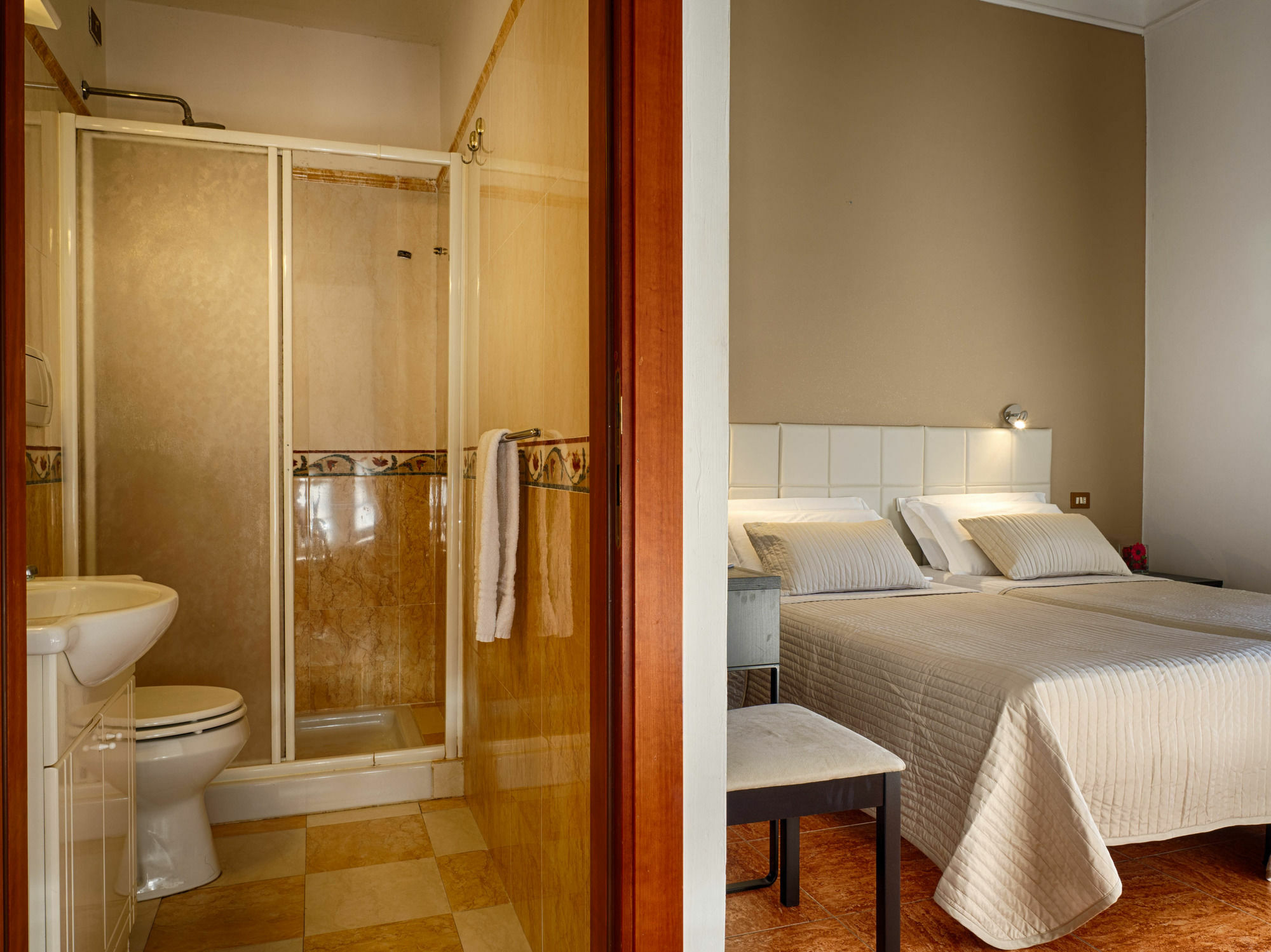 Sunny Guest House Roma Exterior foto